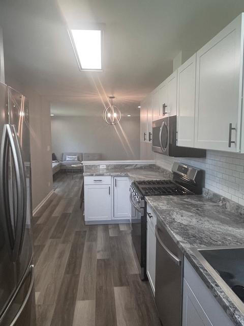 300 Maureen Dr, Wheeling, IL 60090 photo 5