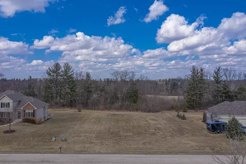 7701 Highlands Dr, Winnebago, IL 61088
