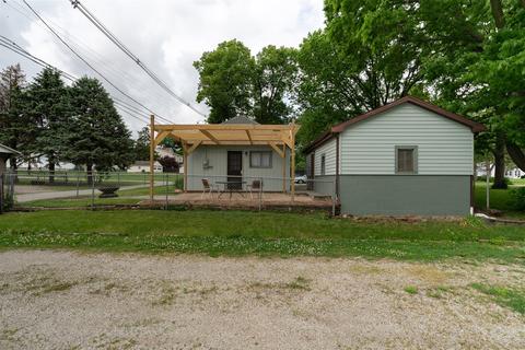 907 Eugene St, Bloomington, IL 61701 photo 18