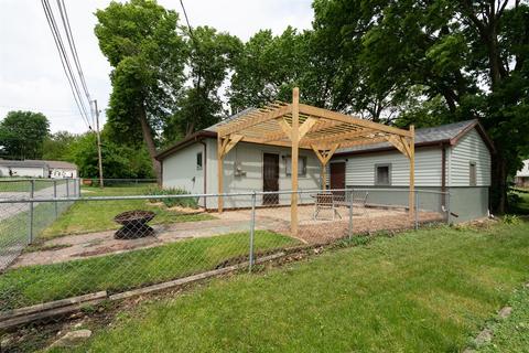 907 Eugene St, Bloomington, IL 61701 photo 19