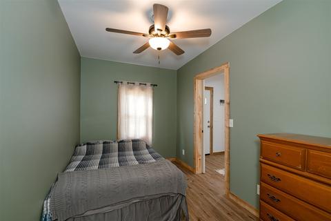 907 Eugene St, Bloomington, IL 61701 photo 9