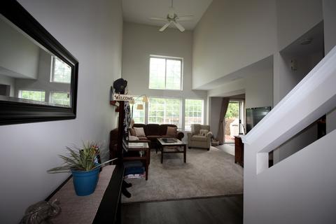 1323 Summersweet Ln, Bartlett, IL 60103 photo 5