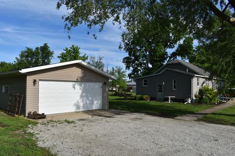 201 S Benson Rd, Secor, IL 61771 photo 25