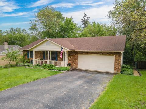 237 Thomas St, Cary, IL 60013 photo 2