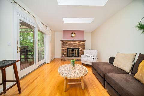 237 Thomas St, Cary, IL 60013 photo 8