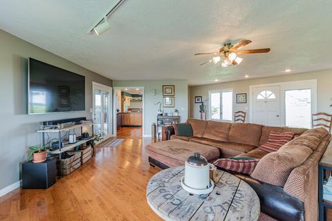 966 E 3200 North Rd, Mansfield, IL 61854 photo 23