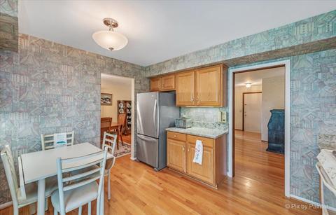 1414 Coolidge Ave, Wheaton, IL 60189 photo 3