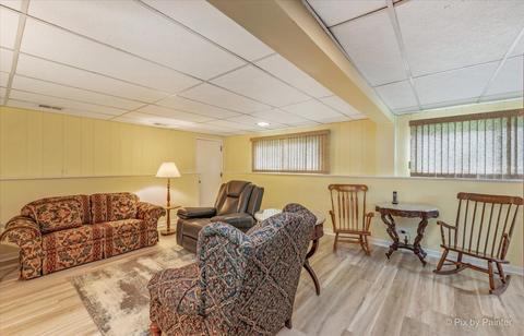 1414 Coolidge Ave, Wheaton, IL 60189 photo 10