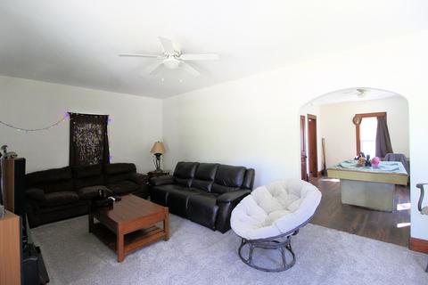 397 E Water St, Kankakee, IL 60901 photo 4