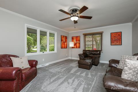2070 Alschuler Dr, Aurora, IL 60506 photo 4