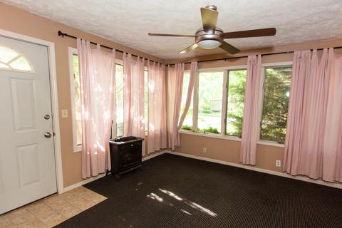 202 E 5th St, Gridley, IL 61744 photo 9
