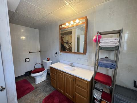 835 E Shawnee St, Freeport, IL 61032 photo 18
