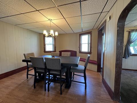 835 E Shawnee St, Freeport, IL 61032 photo 8