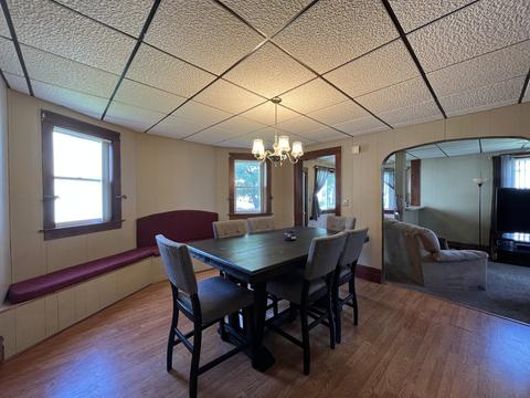 835 E Shawnee St, Freeport, IL 61032 photo 9