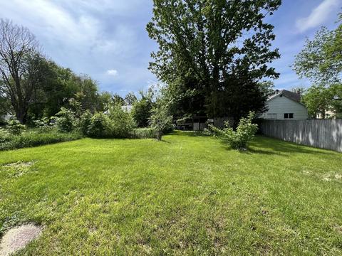 835 E Shawnee St, Freeport, IL 61032 photo 27