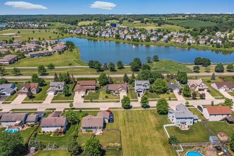 701 Wimbleton Trl, Mchenry, IL 60050 photo 31