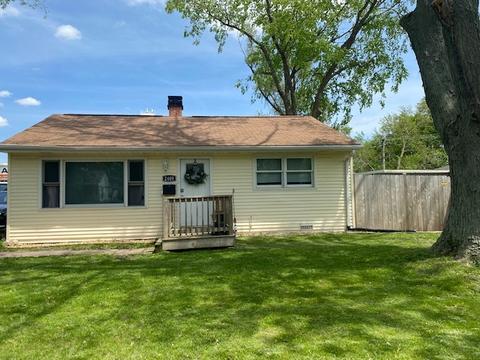 2408 Cardinal Dr, Rolling Meadows, IL 60008 photo 1