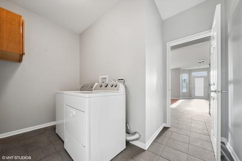 11302 Glenbrook Cir, Plainfield, IL 60585 photo 9
