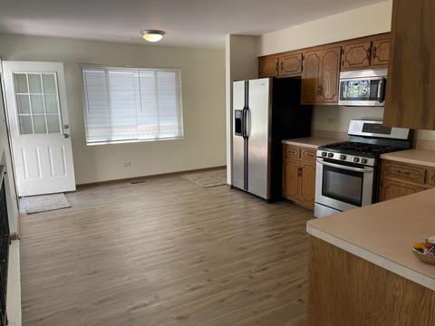 16409 Turner Ave, Markham, IL 60428 photo 2