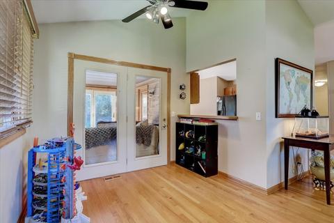 644 Alice Pl, Elgin, IL 60123 photo 6