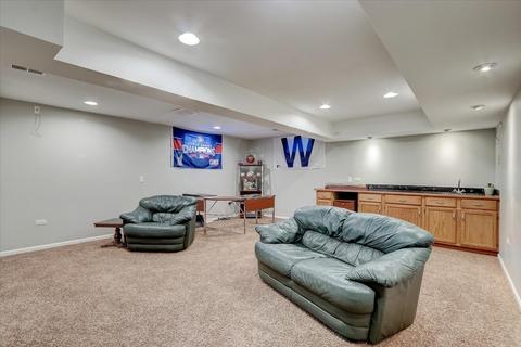 644 Alice Pl, Elgin, IL 60123 photo 22