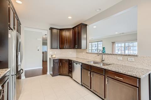 2634 Commons Dr, Glenview, IL 60026 photo 8