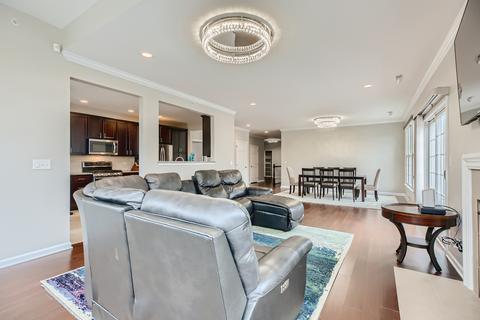 2634 Commons Dr, Glenview, IL 60026 photo 5