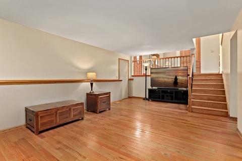 515 Hampton Cir, Bartlett, IL 60103 photo 19