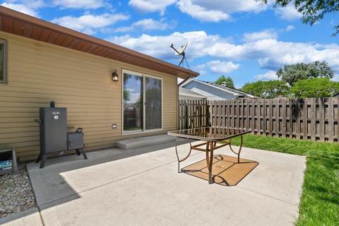515 Hampton Cir, Bartlett, IL 60103 photo 29