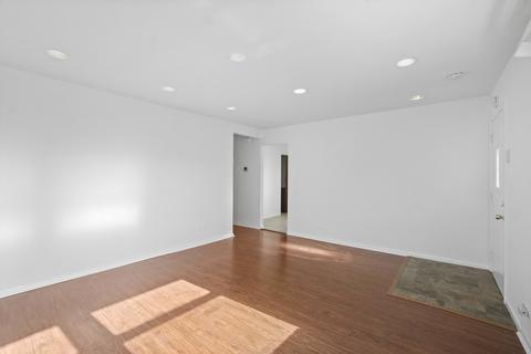 16504 Honore Ave, Markham, IL 60426 photo 4