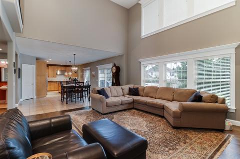 1907 Wakefield Ln, Bloomington, IL 61704 photo 8