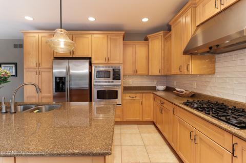 1907 Wakefield Ln, Bloomington, IL 61704 photo 15