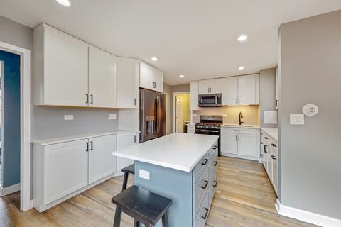 1250 E Washington St #5, Des Plaines, IL 60016 photo 5