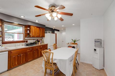 506 Elm St, Cornell, IL 61319 photo 6