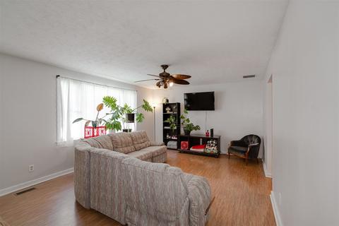 506 Elm St, Cornell, IL 61319 photo 3