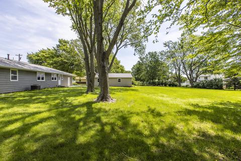 413 E Northtown Rd, Normal, IL 61761 photo 24