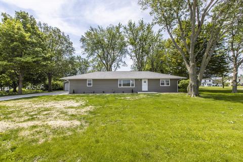 413 E Northtown Rd, Normal, IL 61761 photo 26