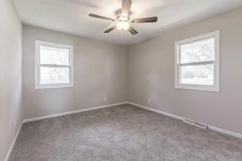 413 E Northtown Rd, Normal, IL 61761 photo 17