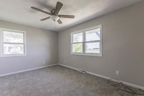 413 E Northtown Rd, Normal, IL 61761 photo 19