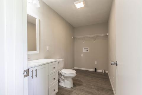 413 E Northtown Rd, Normal, IL 61761 photo 16