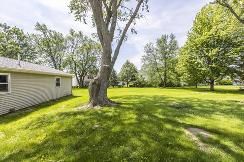 413 E Northtown Rd, Normal, IL 61761 photo 20