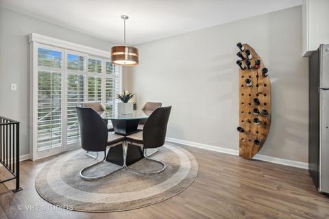 1679 Valley Forge Ct #A, Wheaton, IL 60189 photo 8