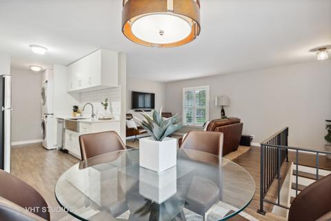 1679 Valley Forge Ct #A, Wheaton, IL 60189 photo 4