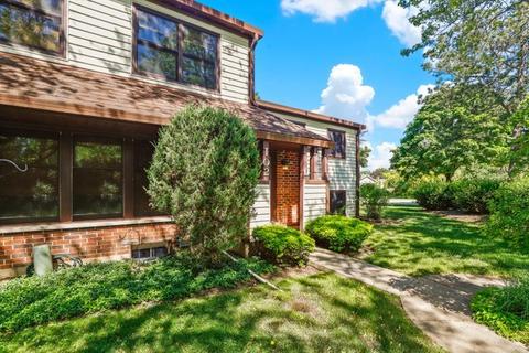 102 S Prospect Ave #D, Bartlett, IL 60103 photo 2