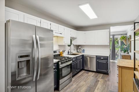 2007 Sudbury Dr, Hoffman Estates, IL 60169 photo 5