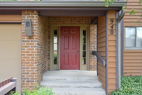 940 Jefferson Ave #B, Elgin, IL 60120 photo 2