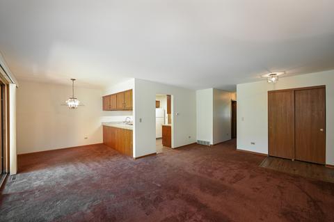 940 Jefferson Ave #B, Elgin, IL 60120 photo 4