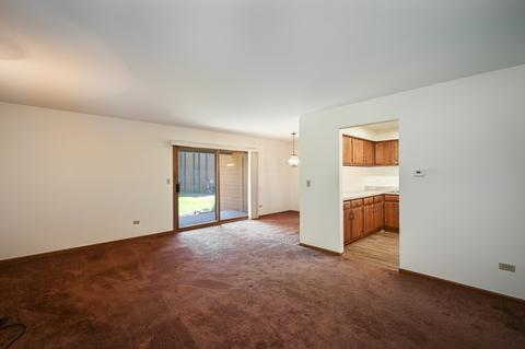 940 Jefferson Ave #B, Elgin, IL 60120 photo 3