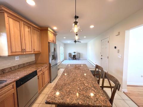 2504 Pick Dr, Glenview, IL 60025 photo 5
