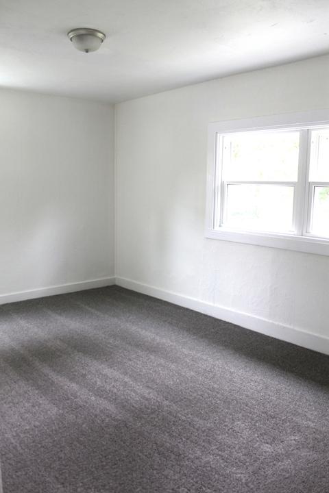 275 Mcclure Ave, Elgin, IL 60123 photo 17